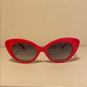 High Quality Retro Cat Eye Sunglasses in Red